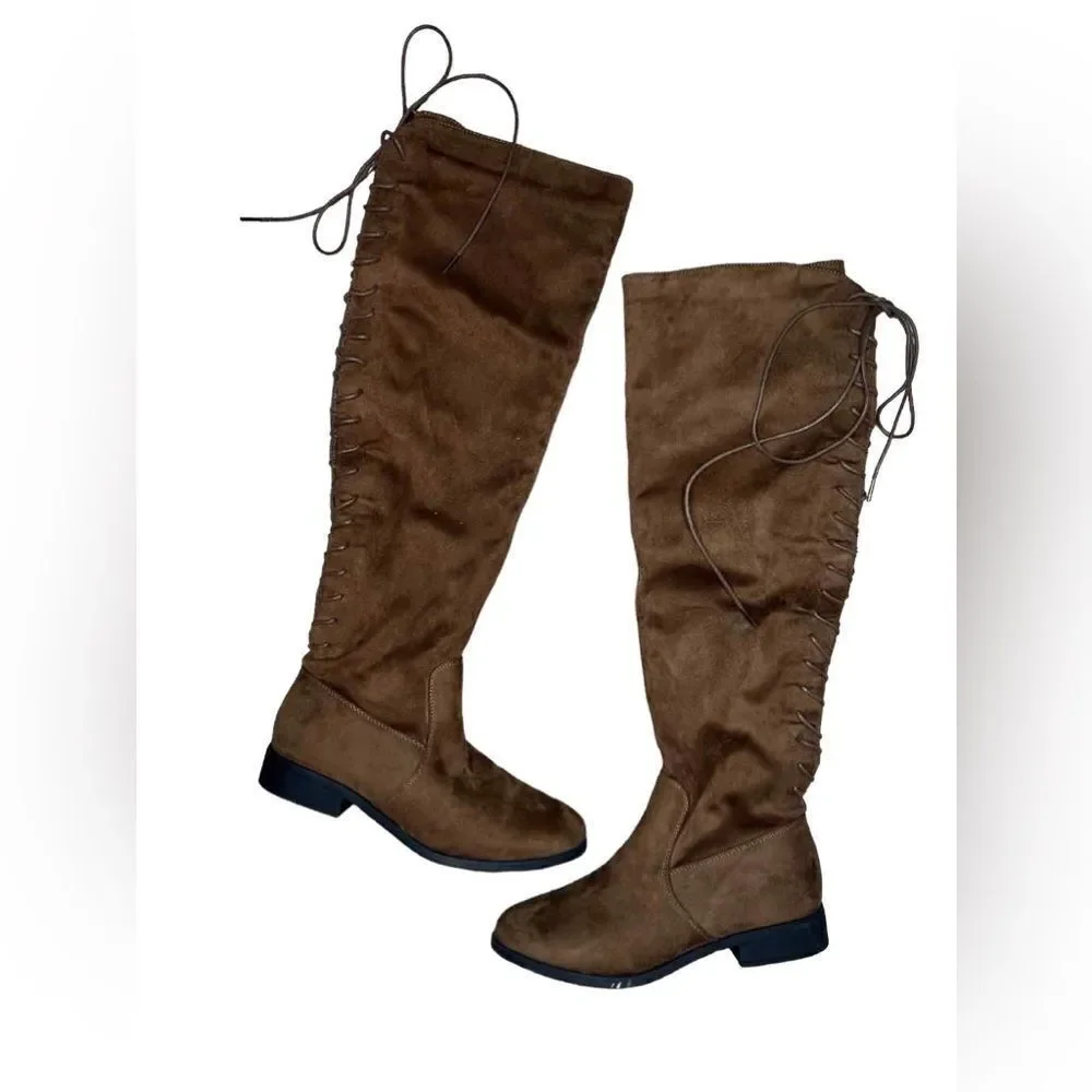 NWOT French Connection jasper over the knee lace up suede boot size 7.5